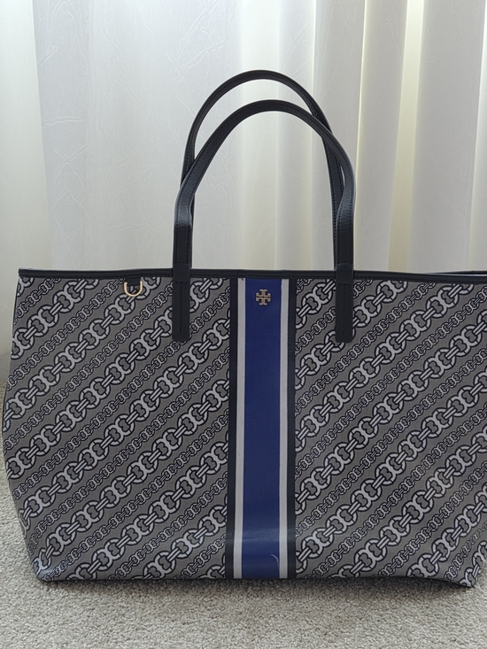 Tory Burch Handbags - Tory Burch Navy Stripe Logo Tote
